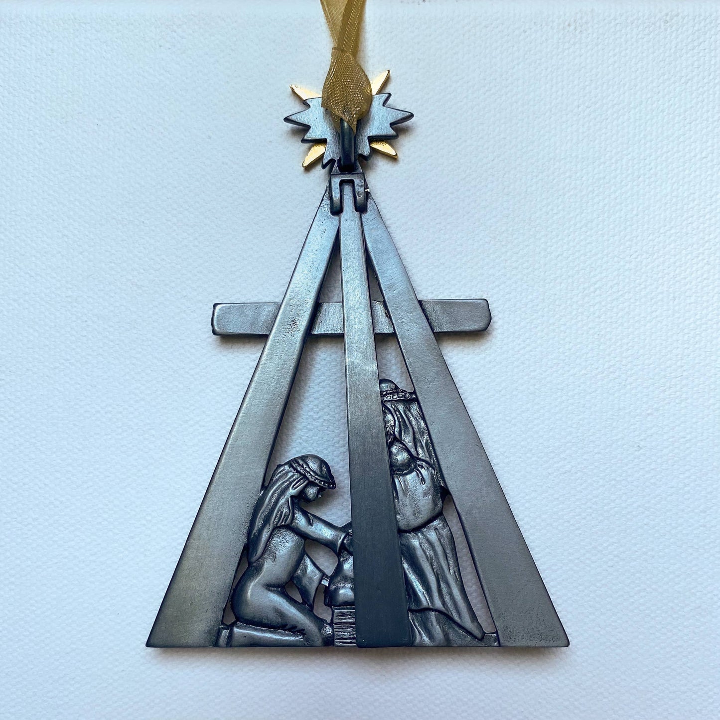 Star of Wonder Nativity Scene Ornament