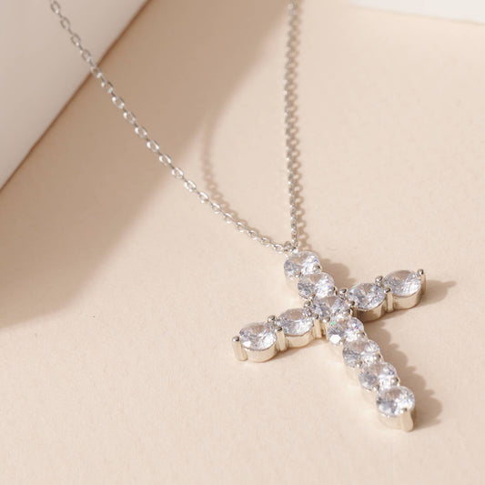Rhinestone Cross Pendant Necklace | Silver